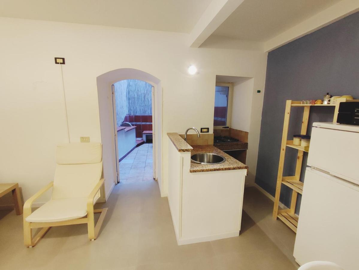 Loft Con Cortiletto - 100 Meters From The Beach Apartment Cefalù Exterior foto